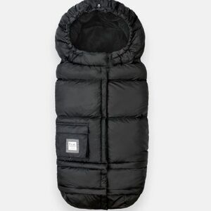 7 A.M. Enfant Black Puffer Baby Bunting Bag Evolution 212